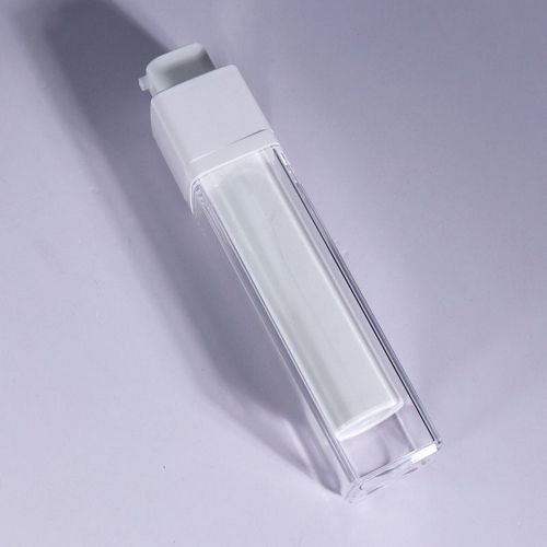 White Twist-Up Airless Bottle