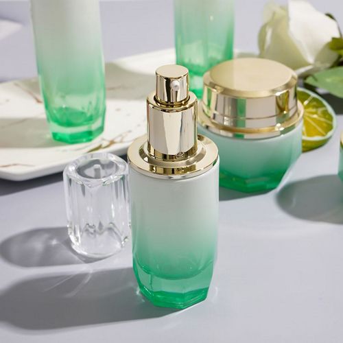 Glass Cosmetic Bottle with Dip Tube
